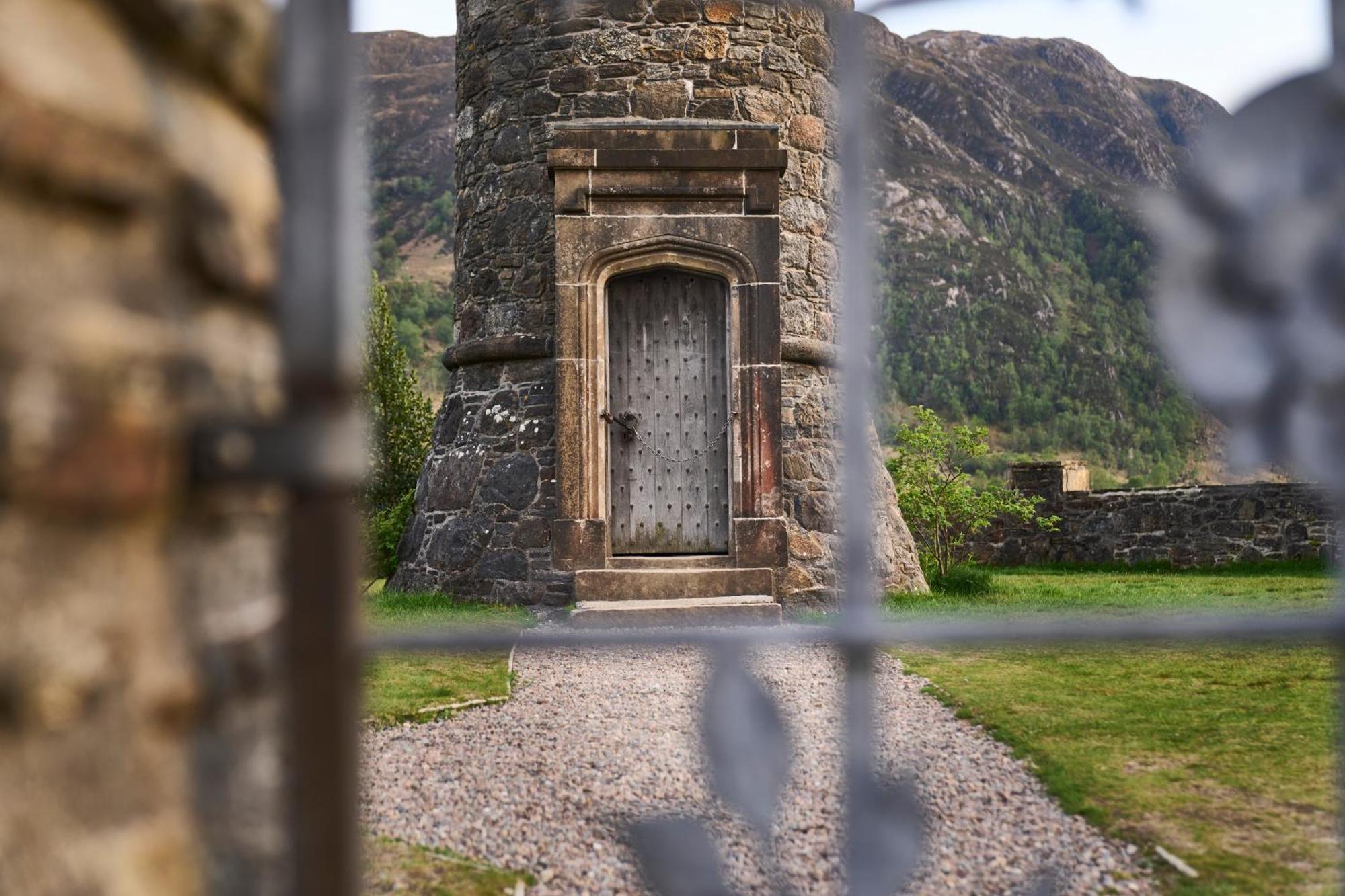 Stage House Bed & Breakfast Glenfinnan Exterior photo