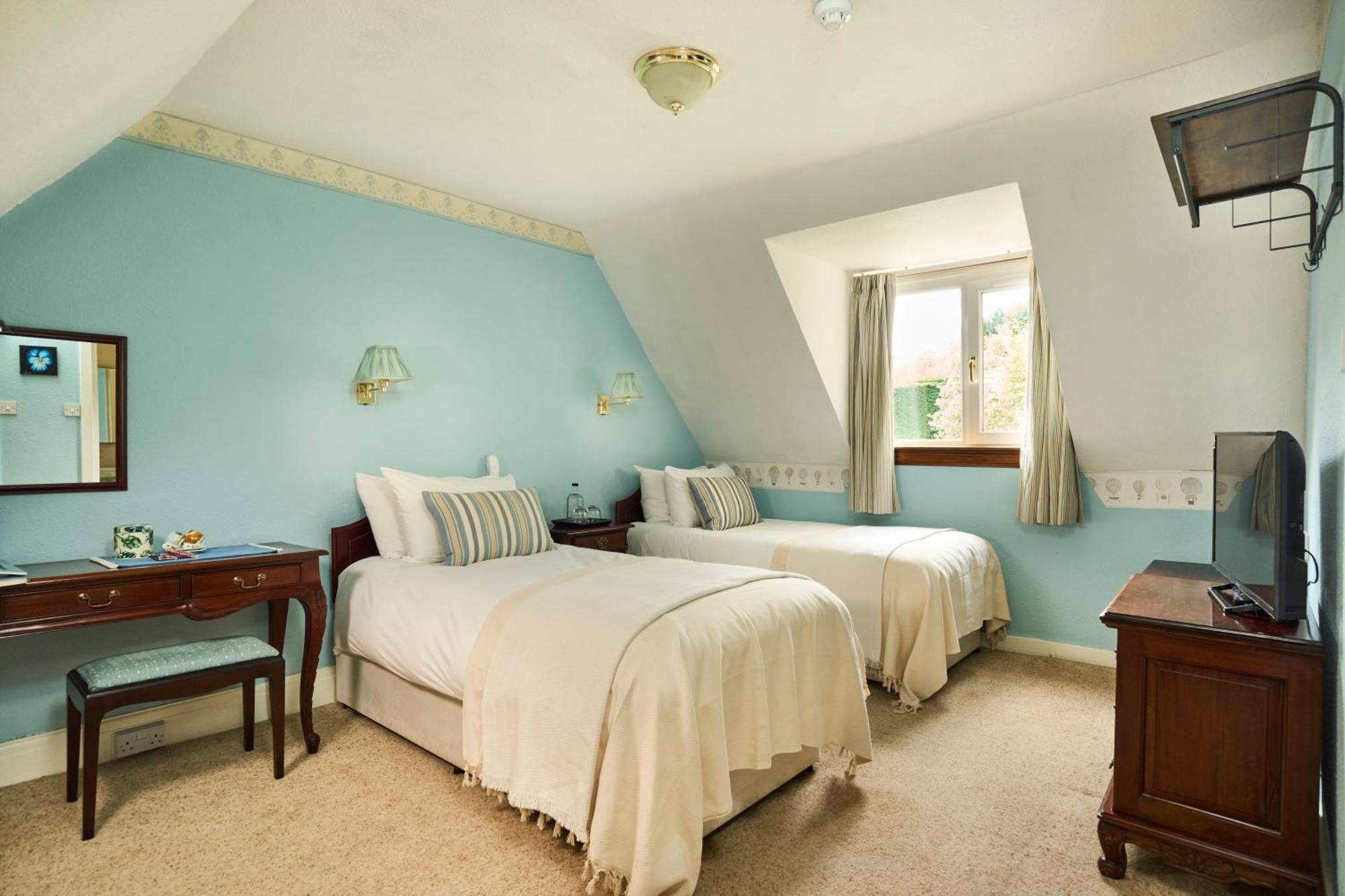 Stage House Bed & Breakfast Glenfinnan Exterior photo