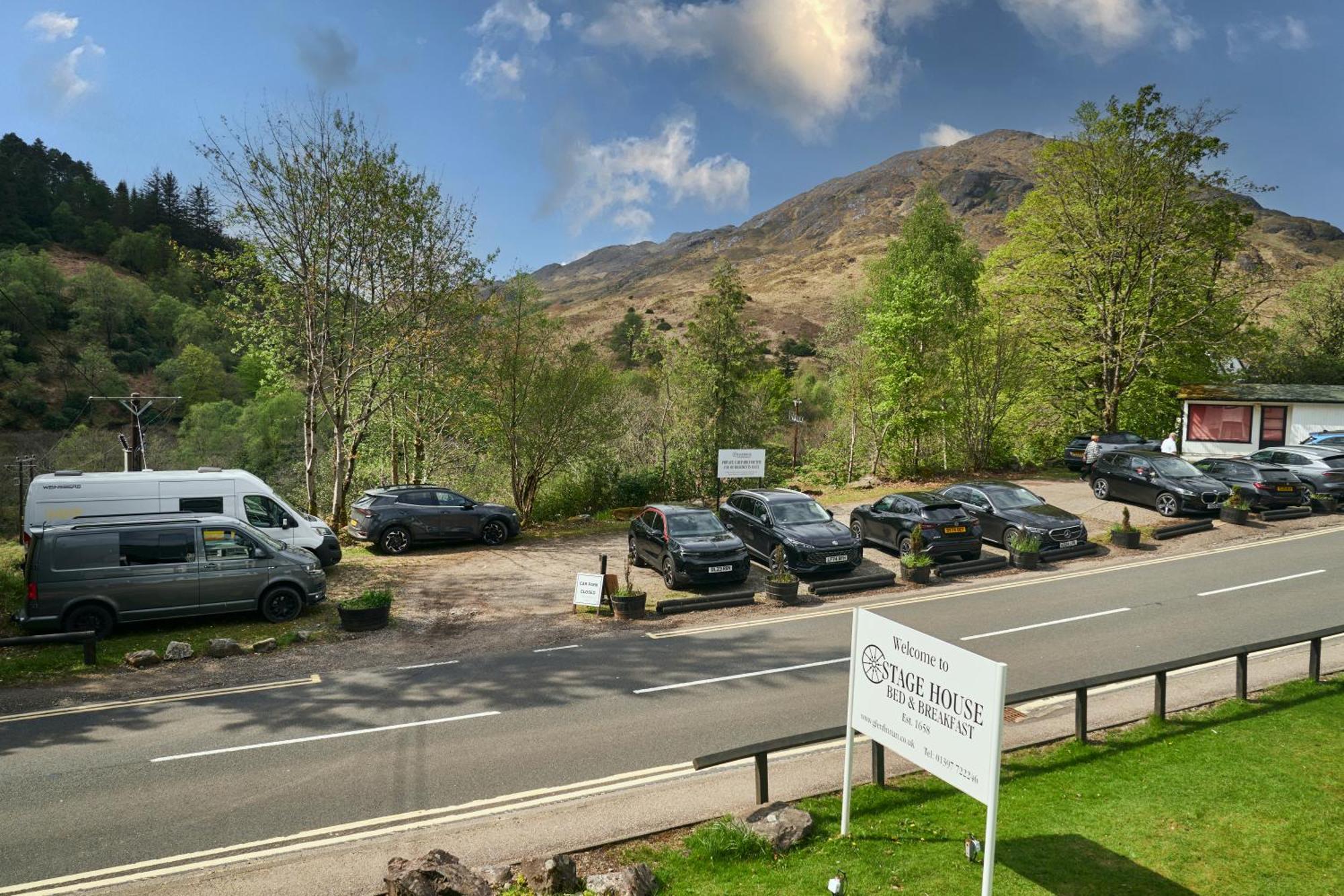 Stage House Bed & Breakfast Glenfinnan Exterior photo