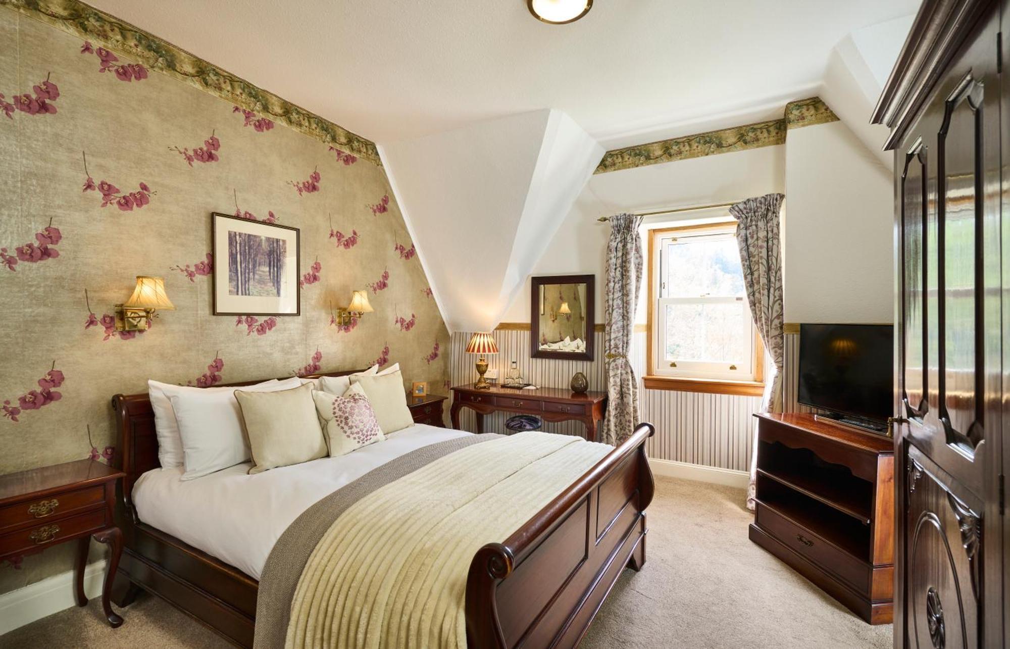 Stage House Bed & Breakfast Glenfinnan Exterior photo