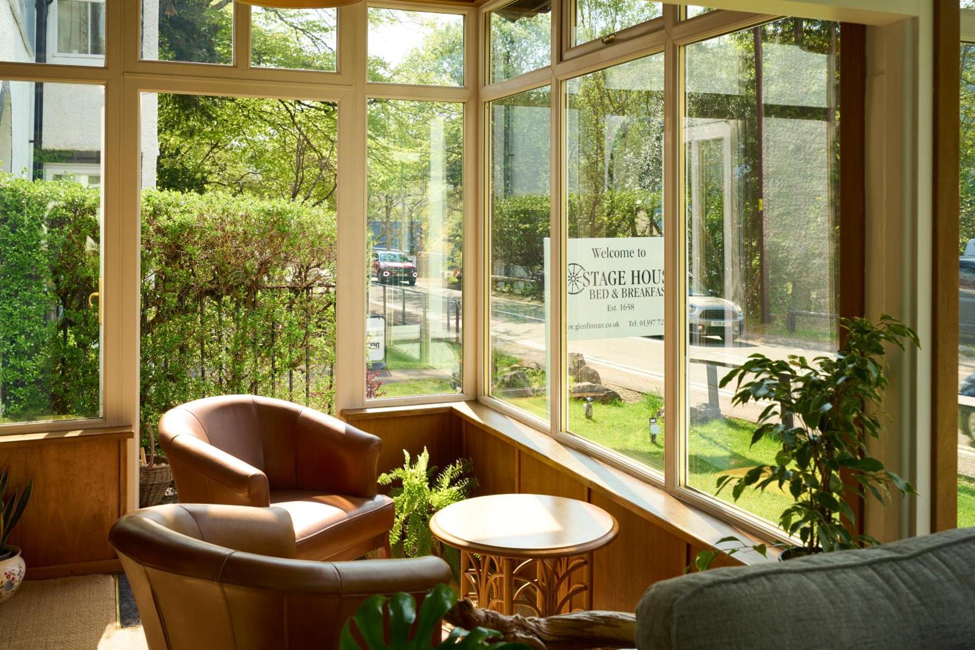 Stage House Bed & Breakfast Glenfinnan Exterior photo